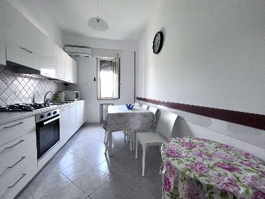 Foto Appartamento in Via Sant'Elena, Catanzaro Catanzaro Lido di 112 m²
