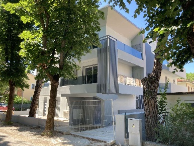 Foto Appartamento a Fano Centro Storico di 95 m² con 4 locali in vendita