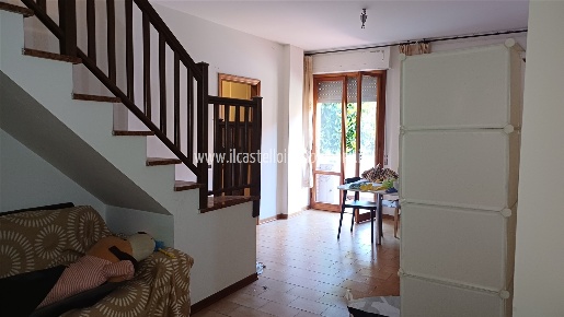 Foto Appartamento in strada di Scacciapensieri 47, Siena di 175 m²