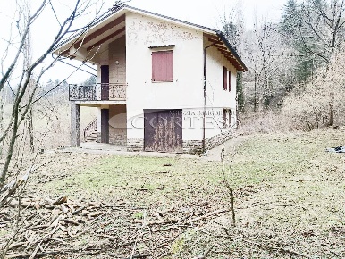 Foto Appartamento in strada bocca trabaria, Pesaro di 110 m² con 6 locali