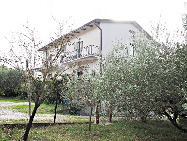 Foto Appartamento a Perugia di 120 m² con 6 locali in vendita