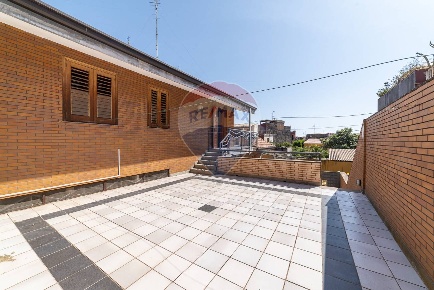 Foto Appartamento in via carcara, Aci Catena in vendita