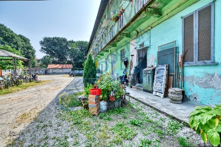 Foto Appartamento in Via Ernesto Teodoro Moneta, Milano Duomo di 41 m²