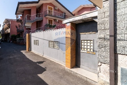 Foto Appartamento in via carcara, Aci Catena in vendita