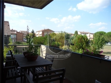 Foto Appartamento in MONTERONI D'ARBIA, Monteroni d'Arbia Centro di 217 m²