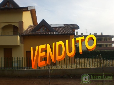 Foto Villa unifamiliare in VIA SANT' ANTONIO, Cavenago di Brianza di 180 m²