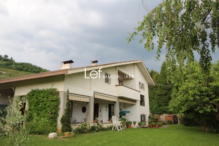 Foto Villa unifamiliare a Farra di Soligo in vendita