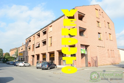 Foto Appartamento in via 24 maggio, Cavenago di Brianza di 100 m²