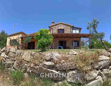Foto Villa a schiera a Roccastrada di 110 m² con 5 locali in vendita