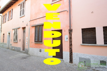 Foto Appartamento in VIA  RASINI, Cavenago di Brianza di 65 m² con 2 locali