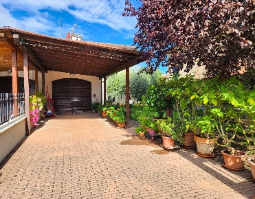 Foto Villa bifamiliare a Civitella in Val di Chiana Pieve Al Toppo