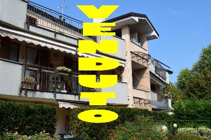 Foto Appartamento in via 8 marzo, Cavenago di Brianza di 130 m² in vendita