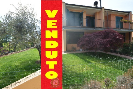 Foto Villa unifamiliare in VIA MANZONI, Cavenago di Brianza di 226 m²