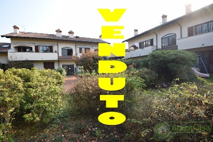 Foto Appartamento in VIA COLOMBO, Cavenago di Brianza di 90 m² con 3 locali