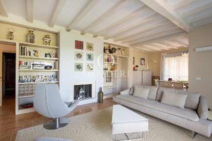 Foto Villa unifamiliare in Via di Poggio delle Mandrie, Punta Ala di 230 m²