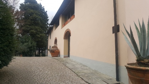 Foto Appartamento a Rignano sull'Arno di 1120 m² con 23 locali in vendita