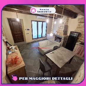 Foto Appartamento a Civitella in Val di Chiana di 90 m² con 3 locali