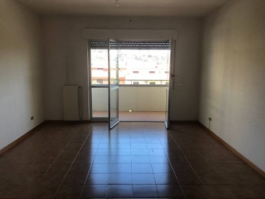 Foto Appartamento in Via Torrito, Montorio al Vomano Centro di 120 m²