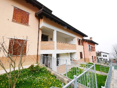 Foto Appartamento in Via leonardo da vinci, Serramazzoni di 120 m²