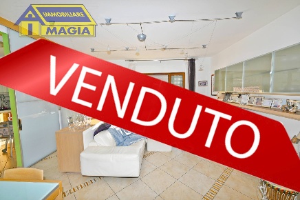 Foto Appartamento a Castel di Lama di 108 m² con 5 locali in vendita