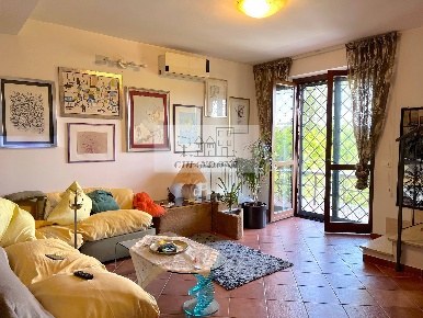 Foto Villa a schiera a Morlupo Centro di 198 m² con 4 locali in vendita