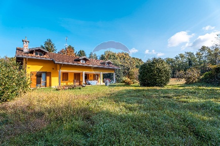 Foto Villa singola in via san rocco, Vergiate in vendita