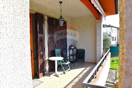 Foto Villa singola in Viale Cabrini, Pontremoli Centro di 300 m² in vendita