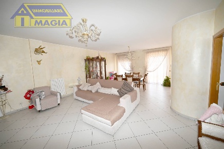 Foto Appartamento a Castel di Lama Piattoni Villa Sant'Antonio di 150 m²