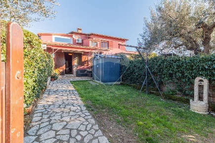 Foto Villa a schiera in Strada del Tirreno, Montalto di Castro di 65 m²