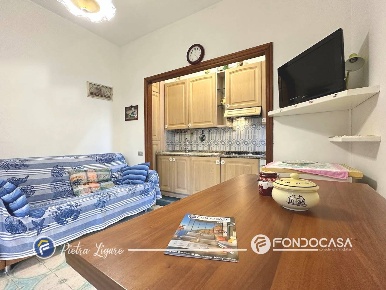 Foto Appartamento in Via Piani, Pietra Ligure Centro di 51 m² con 2 locali