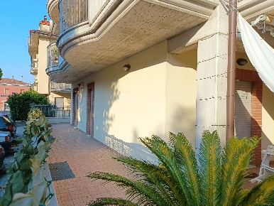Foto Appartamento in VIA G. DELEDDA, Spinetoli Pagliare di 98 m² in vendita