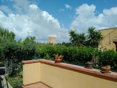 Foto Villa singola a Campofelice di Roccella di 120 m² con 5 locali