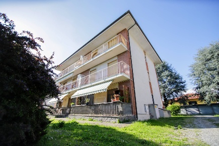 Foto Appartamento in VIA MAZZè, Caluso Centro di 82 m² con 3 locali