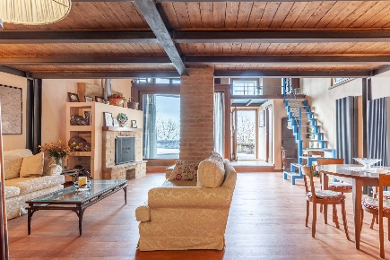 Foto Appartamento in Via del Profiello, Città della Pieve Centro di 209 m²