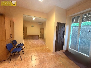 Foto Appartamento in Via Gramsci, Montorio al Vomano Centro di 133 m²