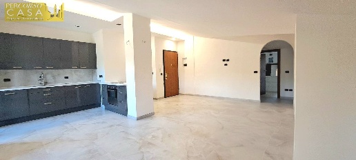 Foto Appartamento in Via De Dominicis, Montorio al Vomano di 87 m²
