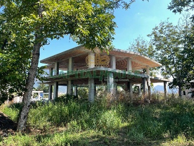 Foto Villa singola a Striano di 300 m² con 4 locali in vendita