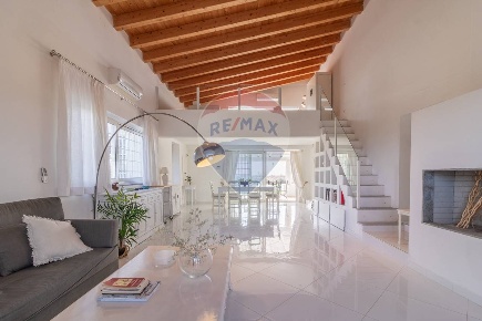 Foto Villa singola in strada provinciale 4, Montalto di Castro di 210 m²