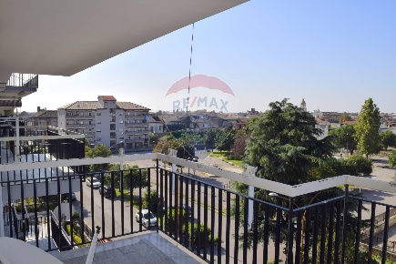 Foto Appartamento in Via IV Novembre, Casapulla di 115 m² con 4 locali