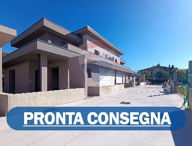 Foto Villa bifamiliare a Capriate San Gervasio in vendita