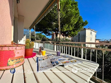 Foto Appartamento in Via P. G. Alberti, Pietra Ligure Centro di 70 m²