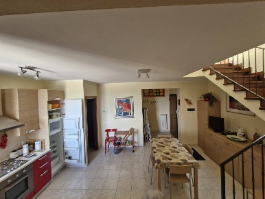 Foto Appartamento in viale belvedere, Serramazzoni di 120 m² con 6 locali