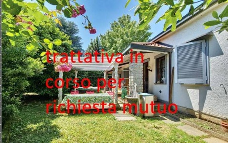 Foto Villa singola in manzoni, Lesmo di 220 m² con 4 locali in vendita