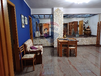 Foto Appartamento in C/so Kennedy, Chiaramonte Gulfi Centro di 95 m²