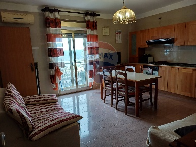 Foto Appartamento in C/so Kennedy, Chiaramonte Gulfi Centro di 95 m²