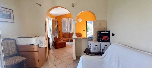 Foto Villa bifamiliare in Via Fontanarosa, Imperia Porto Maurizio di 250 m²