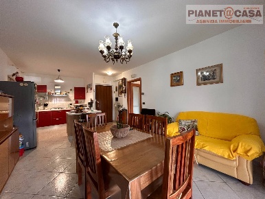 Foto Appartamento in Via Don Paolo Rossi, Spinetoli Pagliare di 220 m²