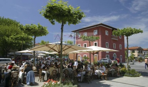 Foto Appartamento a Forte dei Marmi Centro di 107 m² con 3 locali
