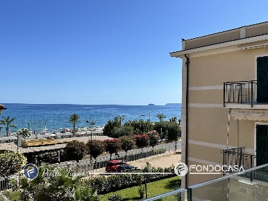 Foto Appartamento in Via Torino, Pietra Ligure Centro di 50 m² con 2 locali