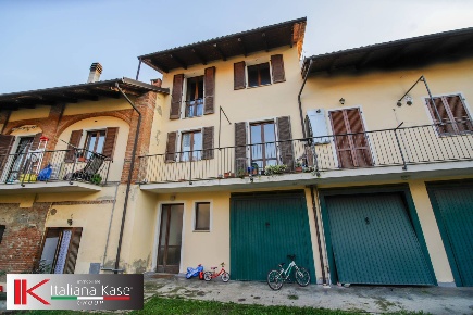 Foto Appartamento in via san giorgio, Caluso Centro di 80 m² con 3 locali